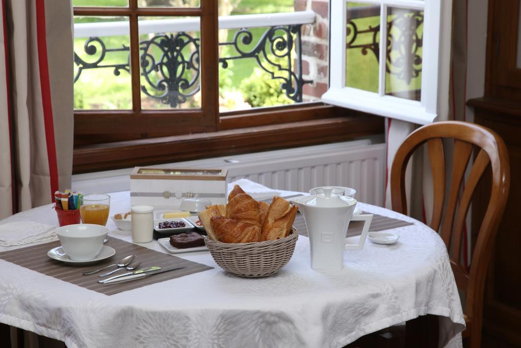 Manoir Le Mesnil Bed & Breakfast Saint-Martin-aux-Chartrains Luaran gambar